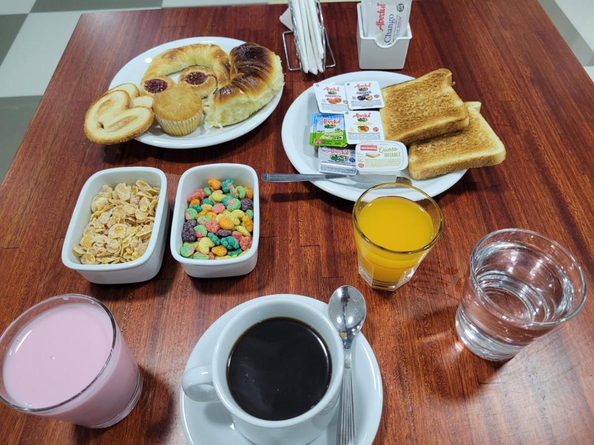 Hotel Aatrac 부에노스아이레스 외부 사진